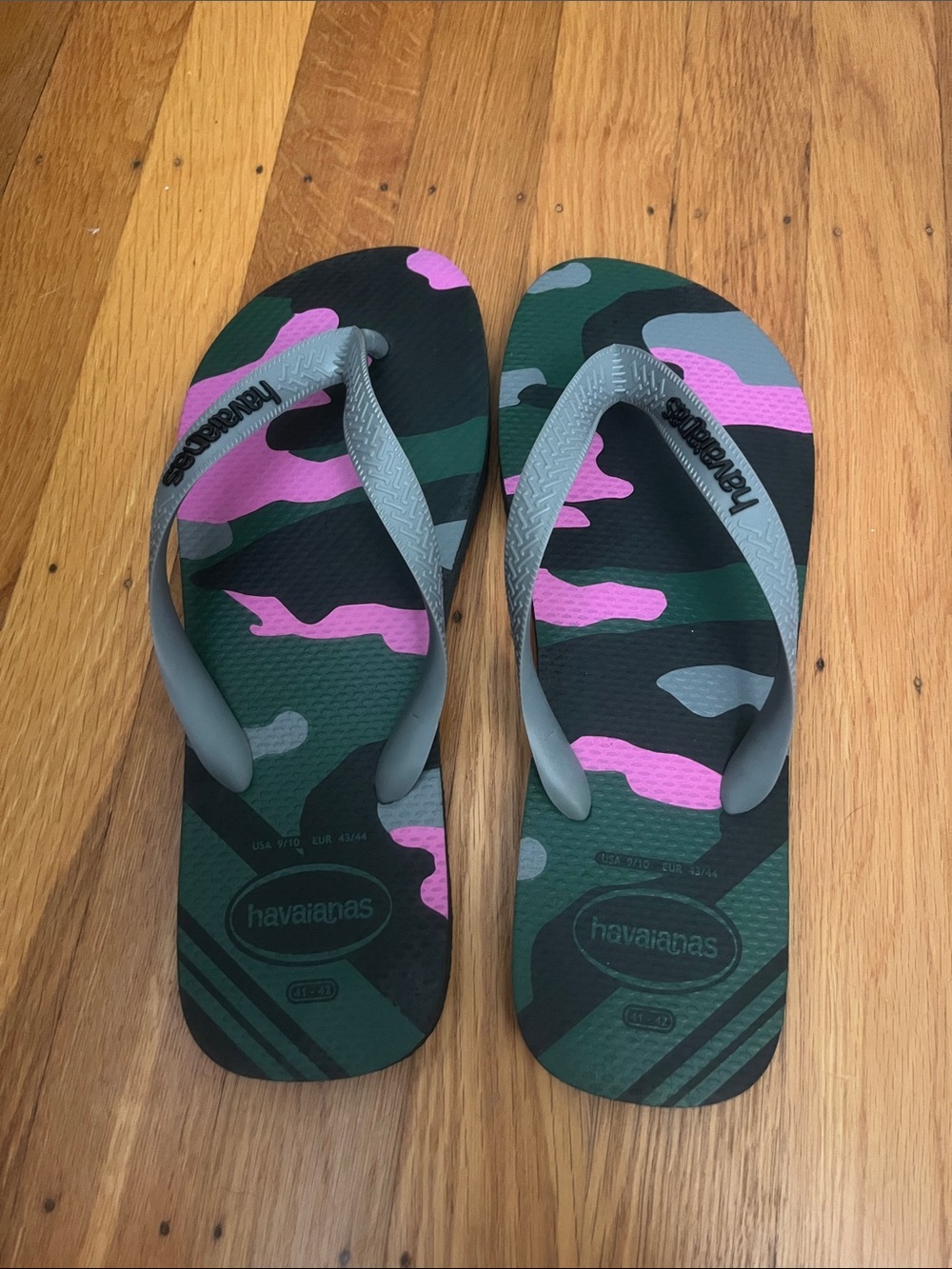Havaianas Pink & Green Camo Flip Flops with Gray Straps